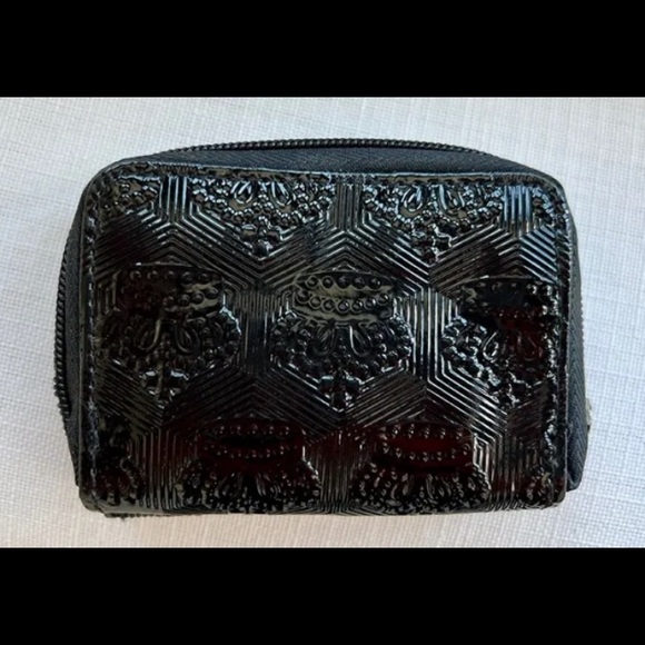 Vivienne Westwood Anglomania Heart bag, black wallet and dustbag - Picture 7 of 11